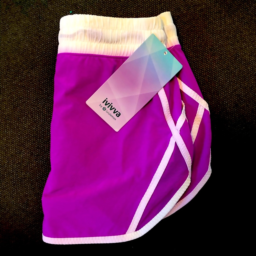 Gorgeous Ivivva lululemon skirt NWT